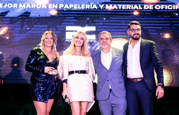 Piqueras y Crespo recibe el Premio a la Mejor Marca en Papelería y Material de Oficina