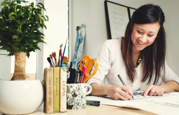 Staedtler firma un acuerdo con la artista Johanna Basford